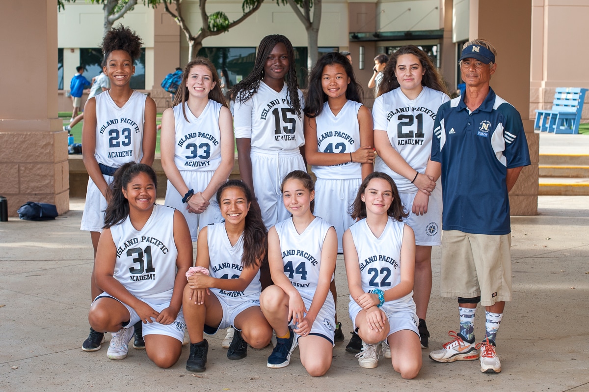 Girls' intermediate basketball team photo