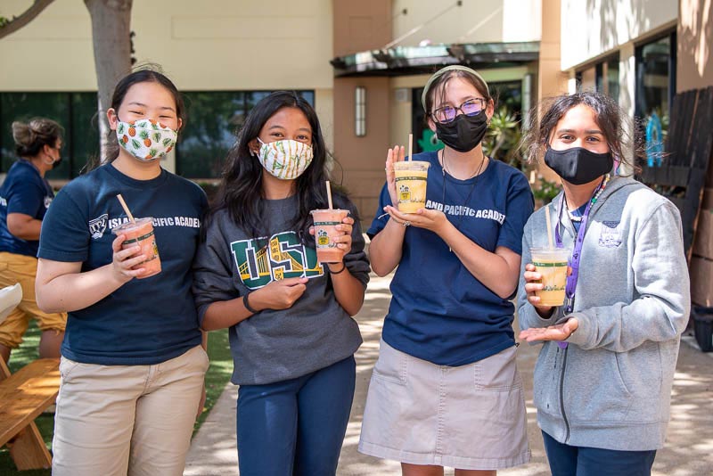 Students showing their smoothies